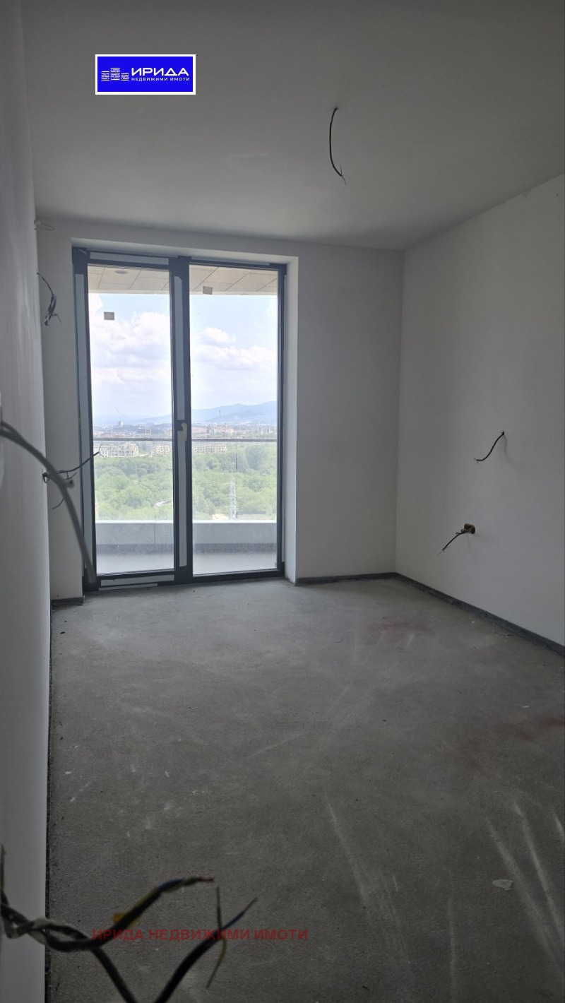 Myytävänä  3 makuuhuonetta Sofia , Krastova vada , 227 neliömetriä | 31781454 - kuva [13]