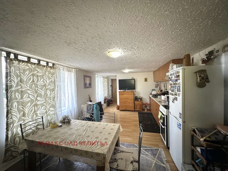 Till salu  Hus region Gabrovo , Sevlievo , 125 kvm | 90618927 - bild [3]