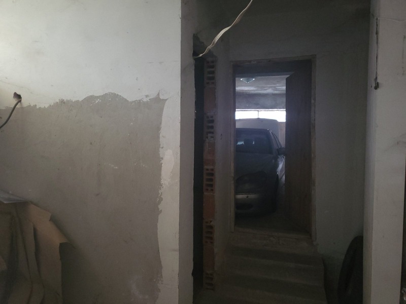 Продава ГАРАЖ в град Плевен, Широк център - 30 кв.м / 30 300 € » 59 261.65 лв., ФОР СЕЛ РЕАЛ ЕСТЕЙТ