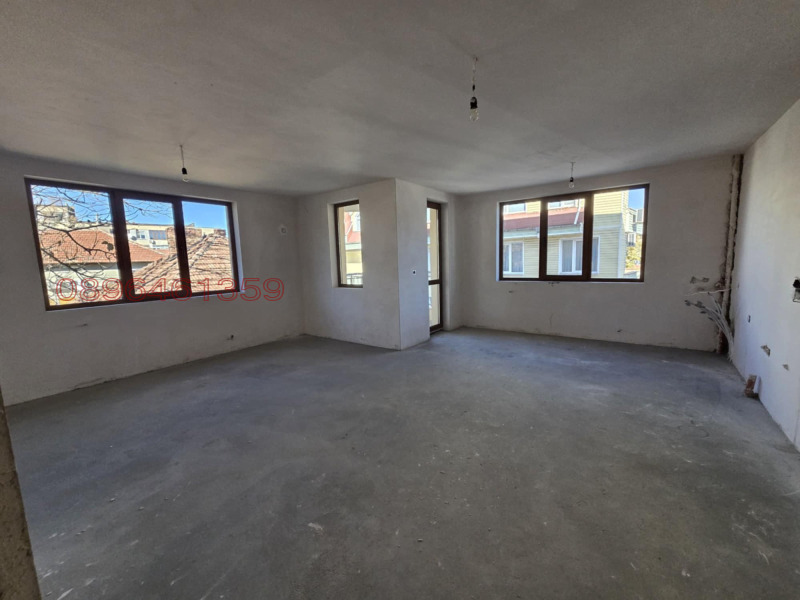 Продается  1 спальня Разград , Център , 73 кв.м | 40514577 - изображение [2]