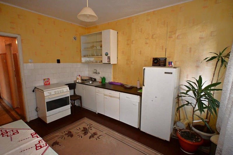 Продаја  1 спаваћа соба Перник , Рено , 68 м2 | 29243134 - слика [2]