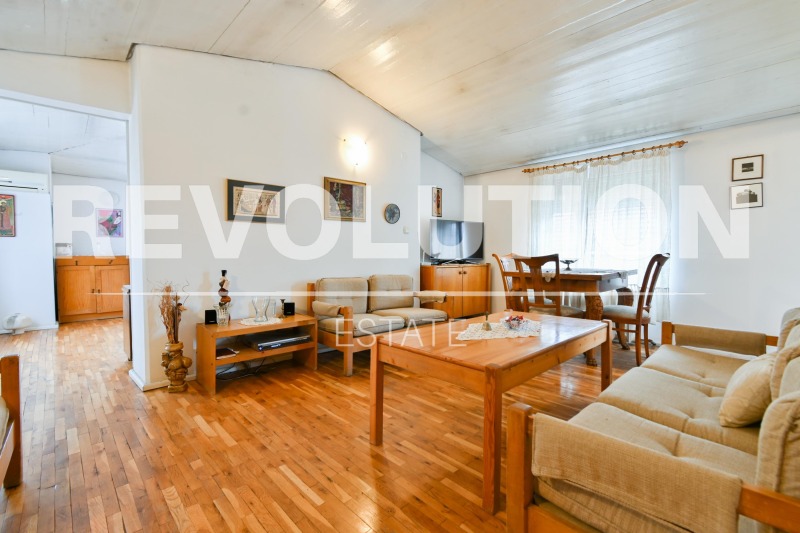 Продава  3-стаен, град София, Докторски паметник •  375 000 EUR • ID 48464607 — holmes.bg - [1] 