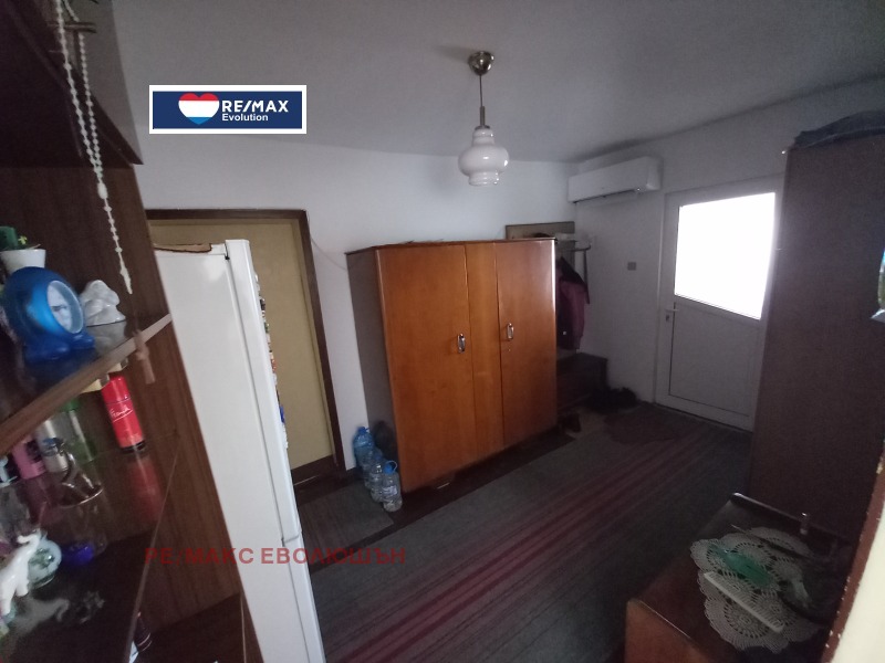 Продава  Етаж от къща град Разград , Житница , 77 кв.м | 90269971 - изображение [9]