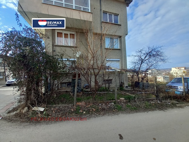 Na sprzedaż  Piętro domu Razgrad , Żitnica , 77 mkw | 90269971 - obraz [2]