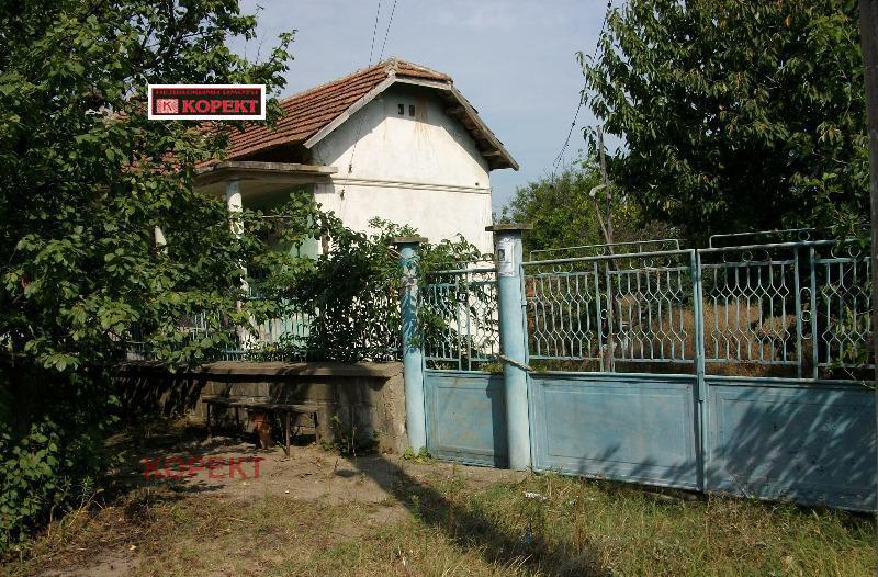 Продава КЪЩА, с. Байкал, област Плевен, снимка 1 - Къщи - 15541450
