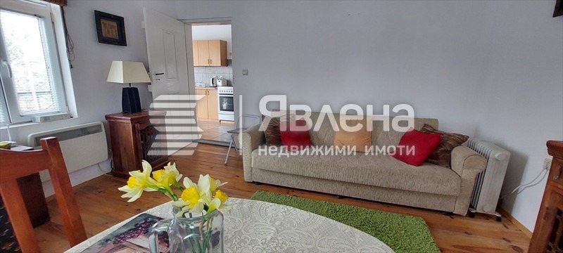 Продава КЪЩА, с. Бата, област Бургас, снимка 3 - Къщи - 54072240