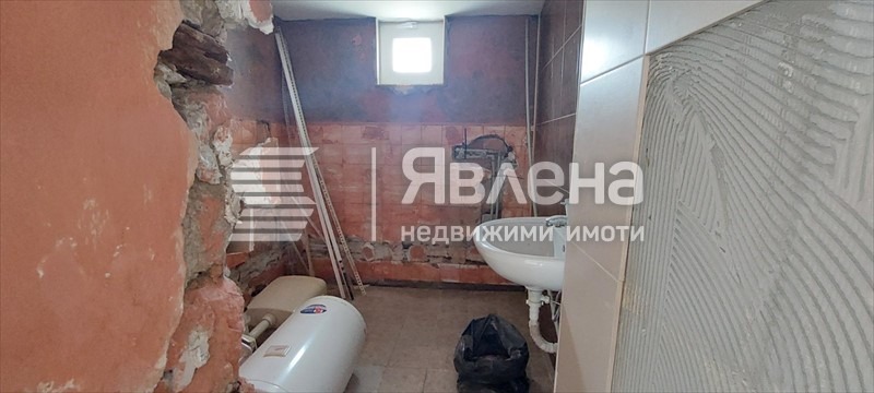Продава КЪЩА, с. Бата, област Бургас, снимка 17 - Къщи - 54072240