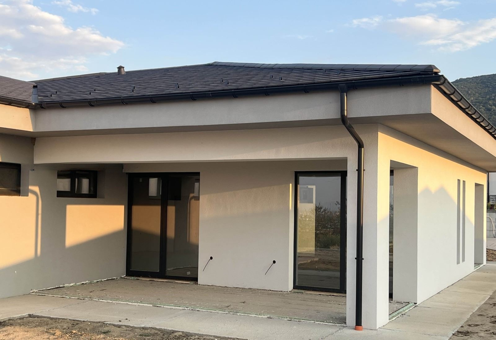 Продава КЪЩА, с. Марково, област Пловдив, снимка 9 - Къщи - 55641741