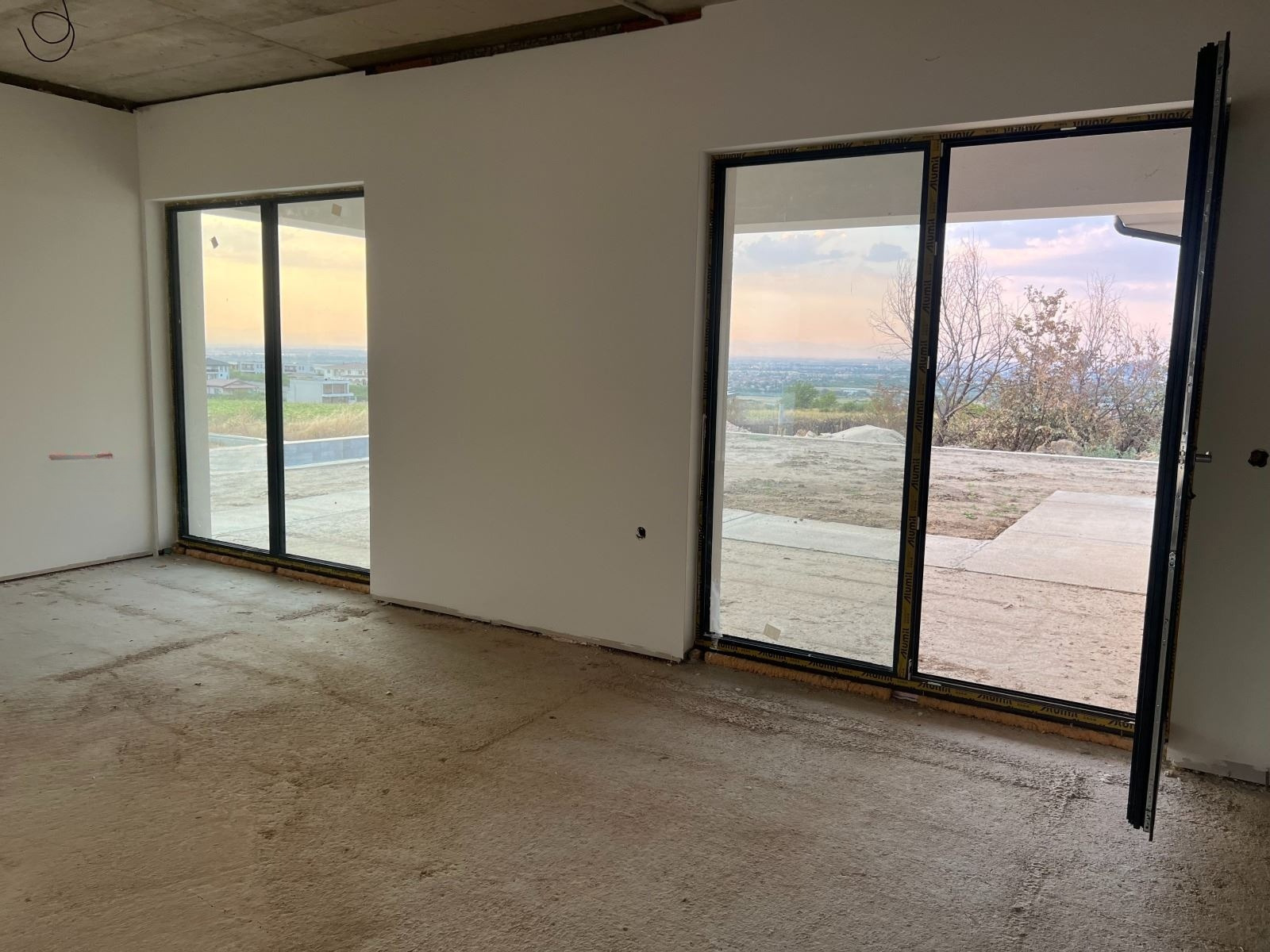 Продава КЪЩА, с. Марково, област Пловдив, снимка 5 - Къщи - 55641741