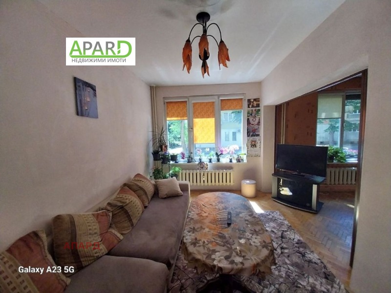 Продаја  1 спаваћа соба Софија , Захарна фабрика , 62 м2 | 55714531 - слика [2]