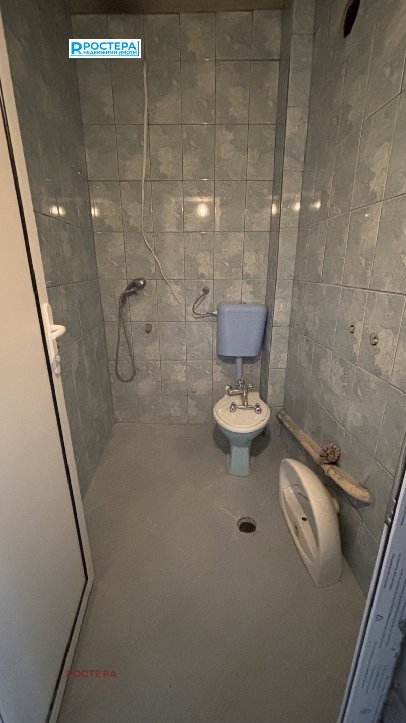 Продава 2-СТАЕН, гр. Търговище, Запад 1, снимка 12 - Апартаменти - 52650539