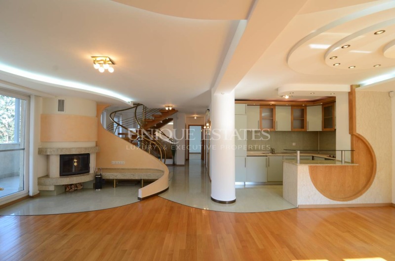 Продава МНОГОСТАЕН, гр. София, Лозенец