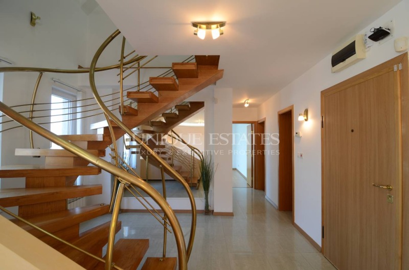 Продава МНОГОСТАЕН, гр. София, Лозенец, снимка 4 - Апартаменти - 53112353