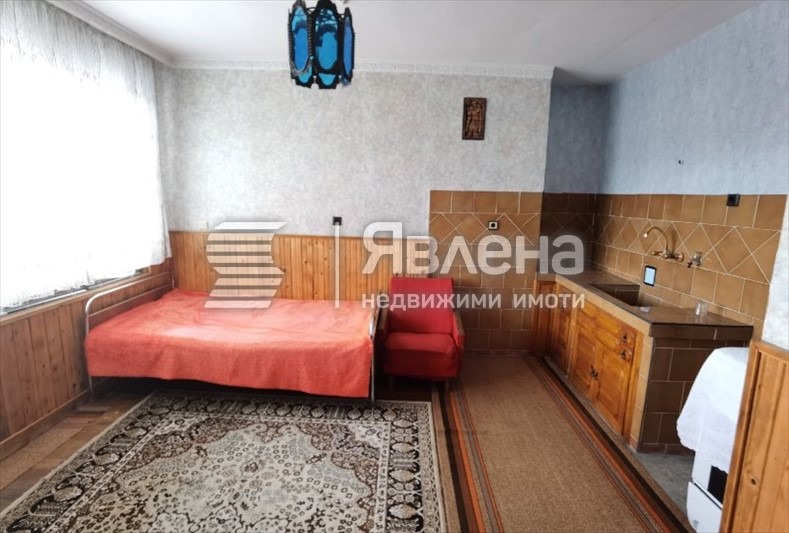 Продава КЪЩА, с. Падеш, област Благоевград, снимка 14 - Къщи - 47442317