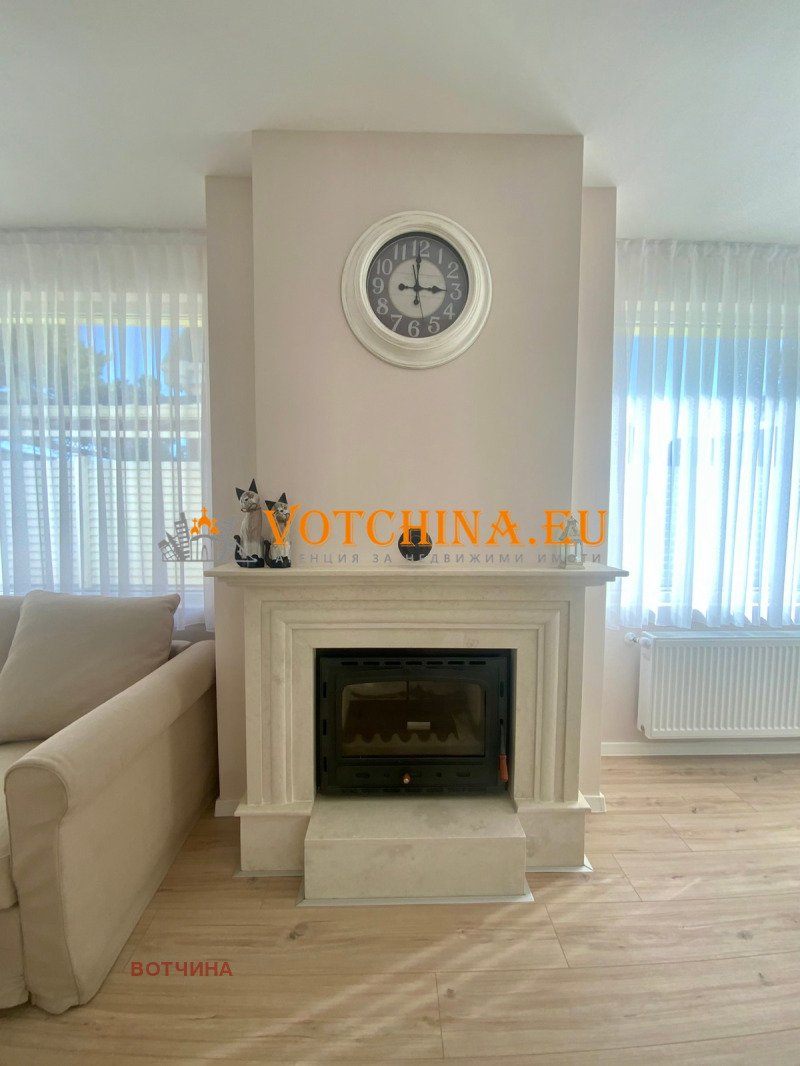 Продава КЪЩА, гр. Балчик, област Добрич, снимка 3 - Къщи - 48710793