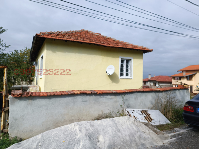 Продава КЪЩА, с. Кладница, област Перник, снимка 3 - Къщи - 52780532