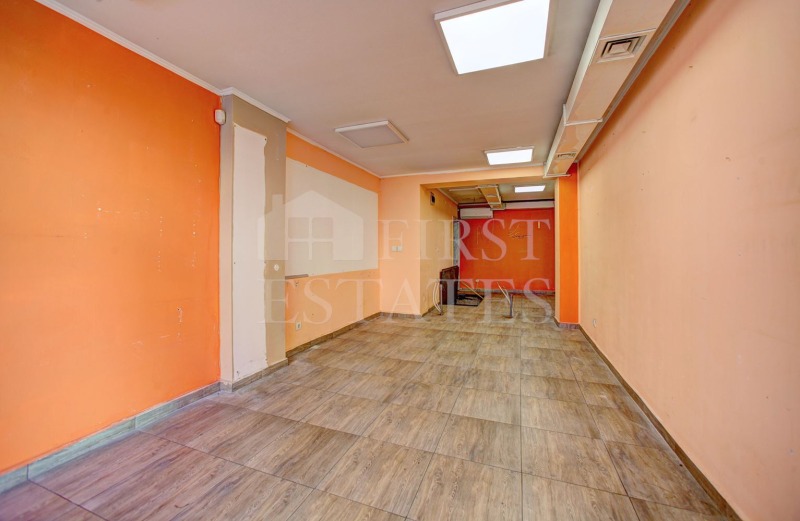 Satılık  Bar; Kahve dükkanı Sofia , Centar , 65 metrekare | 56003658