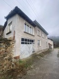 Продава КЪЩА, гр. Троян, област Ловеч, снимка 1