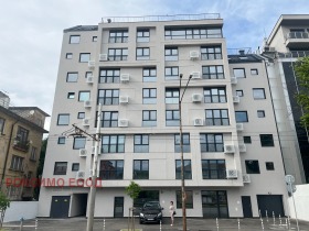 1 chambre Tsentar, Sofia