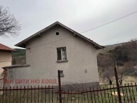 Casa Zlatușa, regiunea Sofia 2