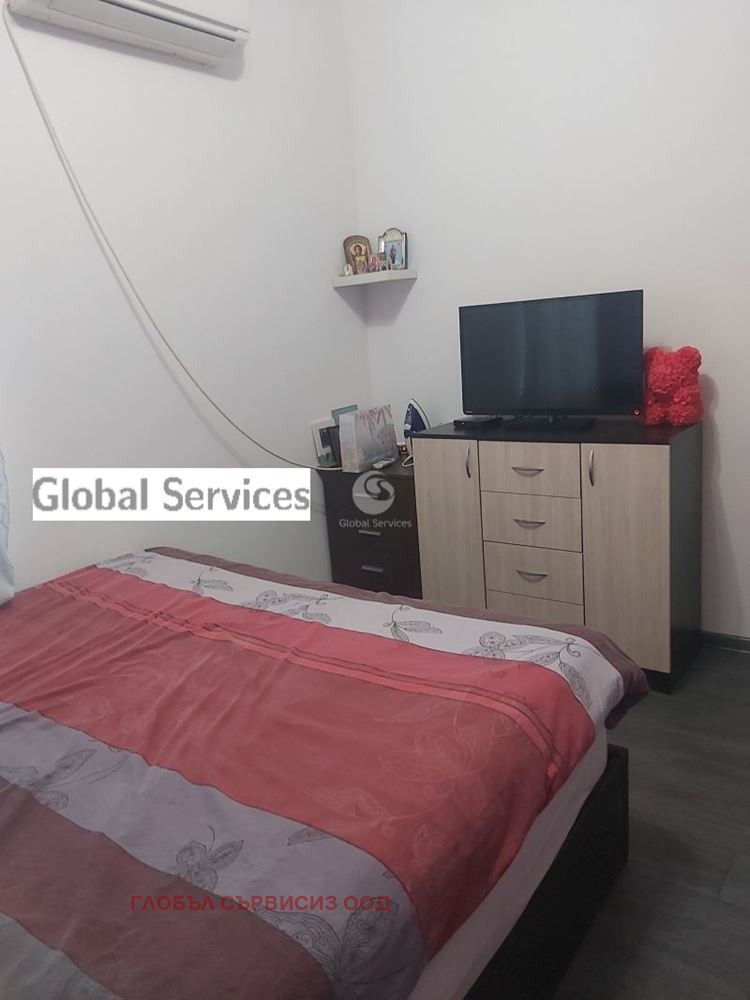 De vânzare  1 dormitor Sofia , Suhata reca , 63 mp | 75608239 - imagine [10]