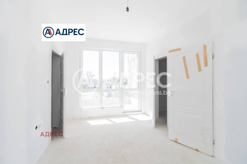 Продава 3-СТАЕН, гр. Варна, Цветен квартал, снимка 5 - Апартаменти - 53112624