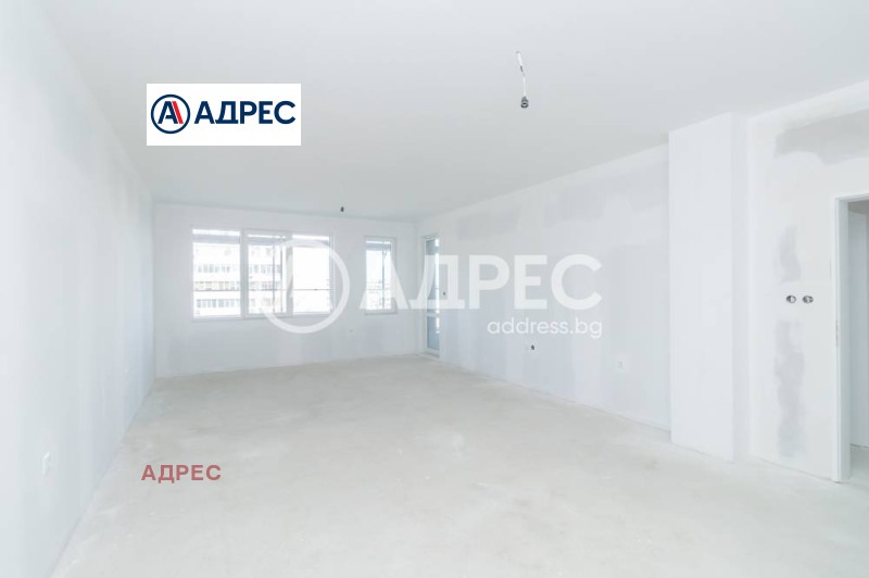 Продава 3-СТАЕН, гр. Варна, Цветен квартал, снимка 4 - Апартаменти - 53112624