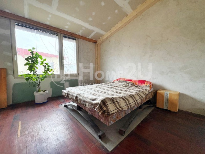 Продава КЪЩА, с. Ново село, област Пловдив, снимка 9 - Къщи - 53056417