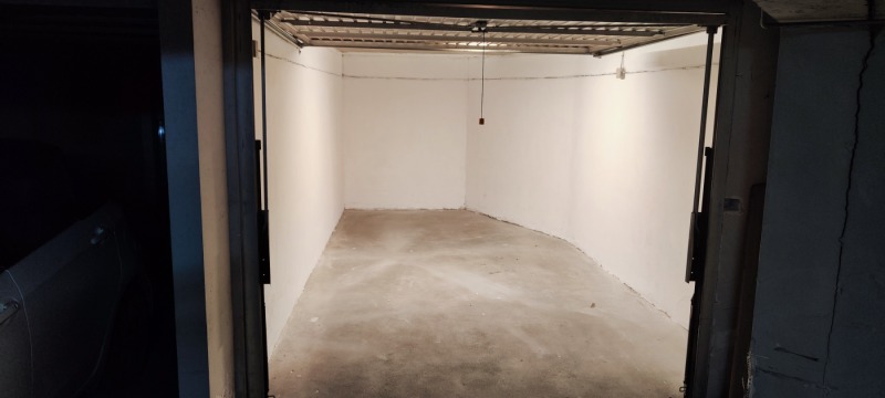 Продава ГАРАЖ, ПАРКОМЯСТО, гр. София, Витоша, снимка 3 - Гаражи и паркоместа - 53048777