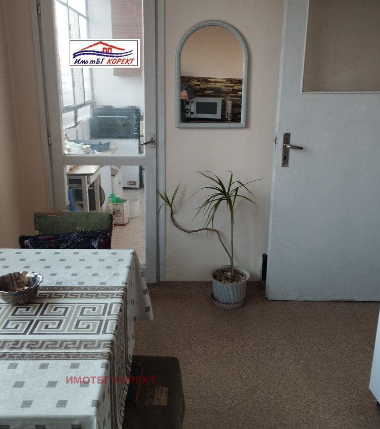 Myytävänä  1 makuuhuone Sofia , Slatina , 67 neliömetriä | 68989334 - kuva [8]