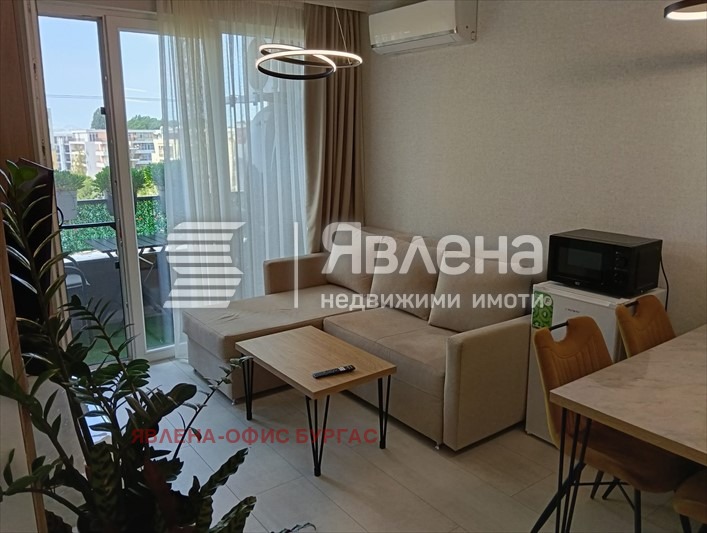 Προς πώληση  1 υπνοδωμάτιο περιοχή Μπουργκάς , κ.κ. Σλαντσεβ βριαγ , 50 τ.μ | 73549503