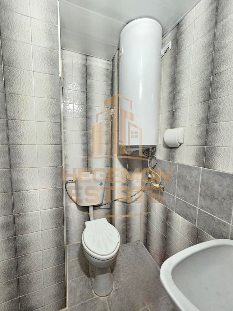 Продава 2-СТАЕН, гр. Варна, Зимно кино Тракия, снимка 10 - Апартаменти - 52462657