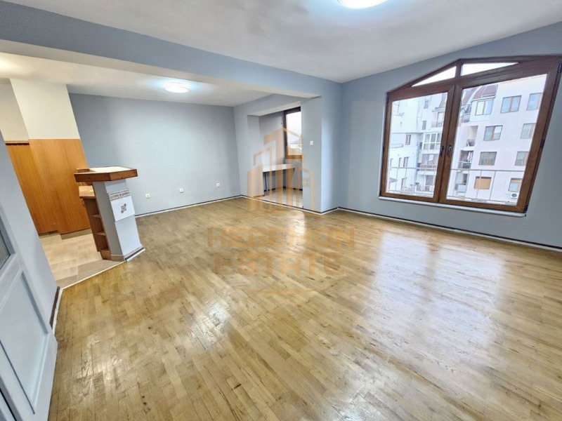 Продава 2-СТАЕН, град Варна, Зимно кино Тракия • 132000 € / 258169.56 лв. • 62467742 1