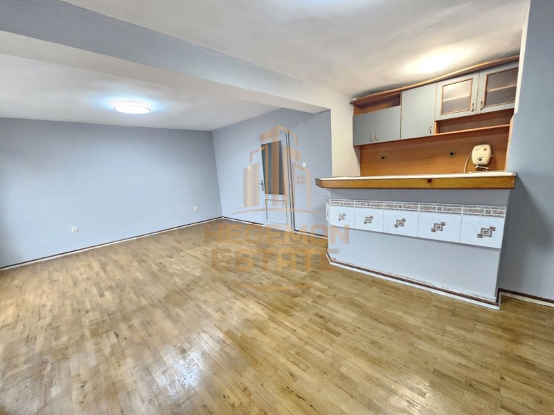 Продава 2-СТАЕН, гр. Варна, Зимно кино Тракия, снимка 6 - Апартаменти - 52462657