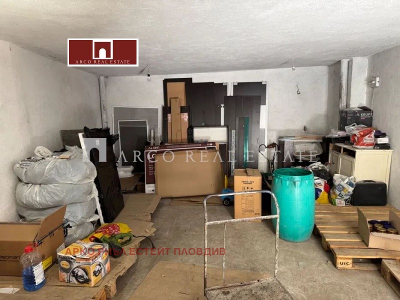 Продава ГАРАЖ, ПАРКОМЯСТО, гр. Пловдив, Кършияка