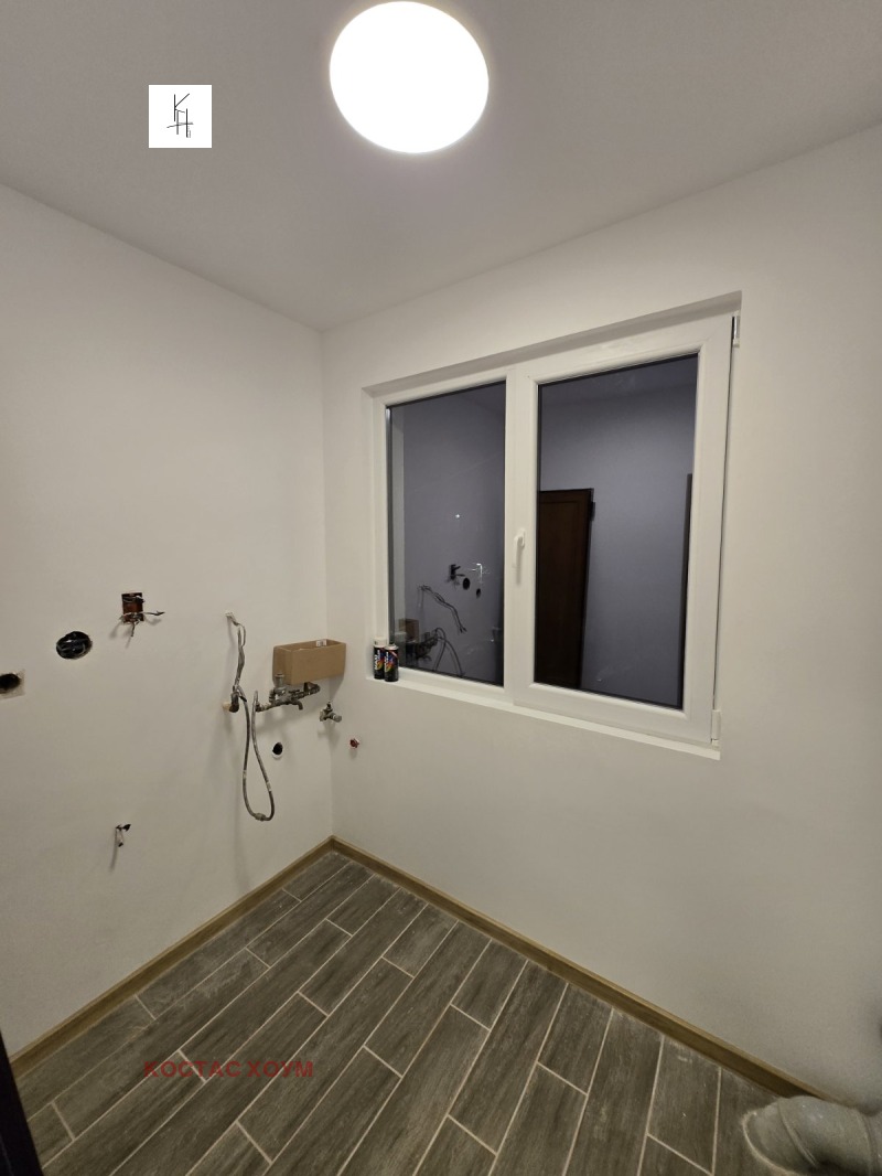 Продава ЕТАЖ ОТ КЪЩА, гр. Варна, Галата, снимка 14 - Етаж от къща - 53041353