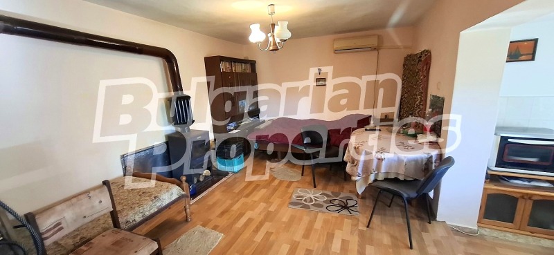 Продава КЪЩА, с. Дебелт, област Бургас, снимка 8 - Къщи - 52735101