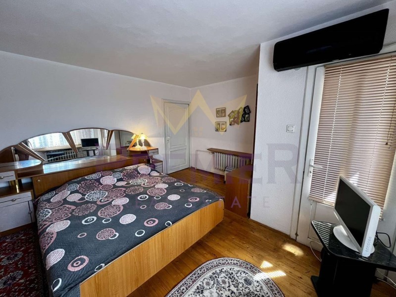 Продава КЪЩА, с. Овчарово, област Добрич, снимка 4 - Къщи - 53117924