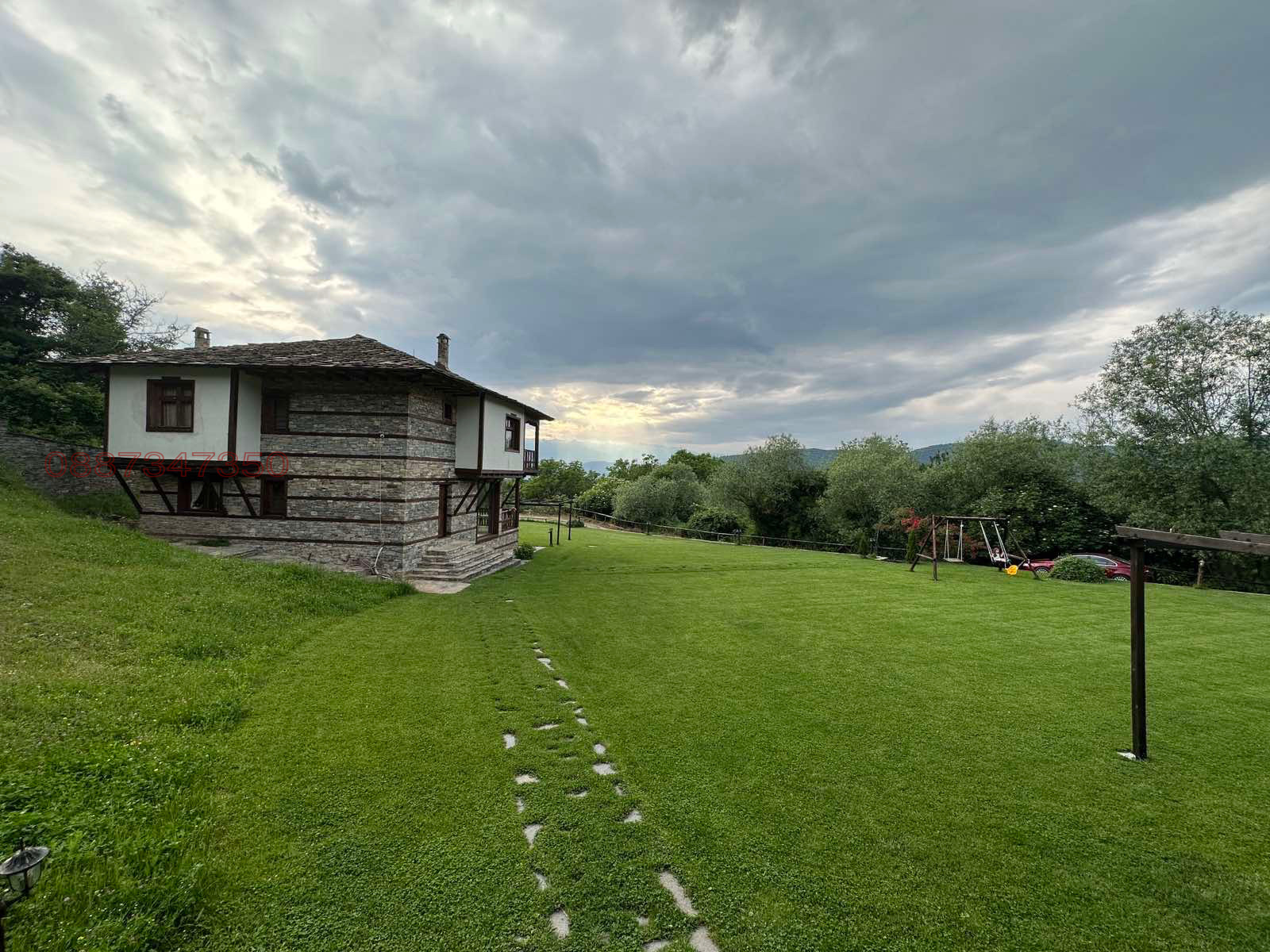 Продава КЪЩА, с. Лещен, област Благоевград, снимка 15 - Къщи - 55137911