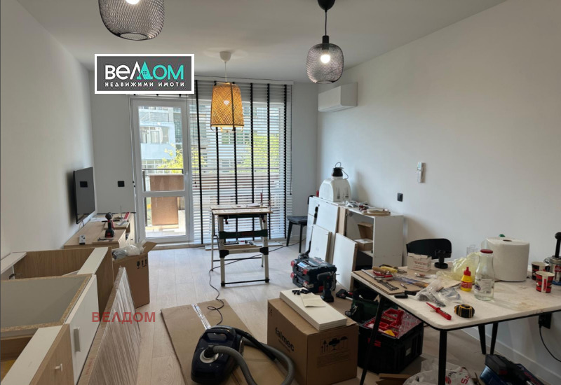 Na sprzedaż  Studio Warna , Wazrażdane 4 , 43 mkw | 37187310 - obraz [2]