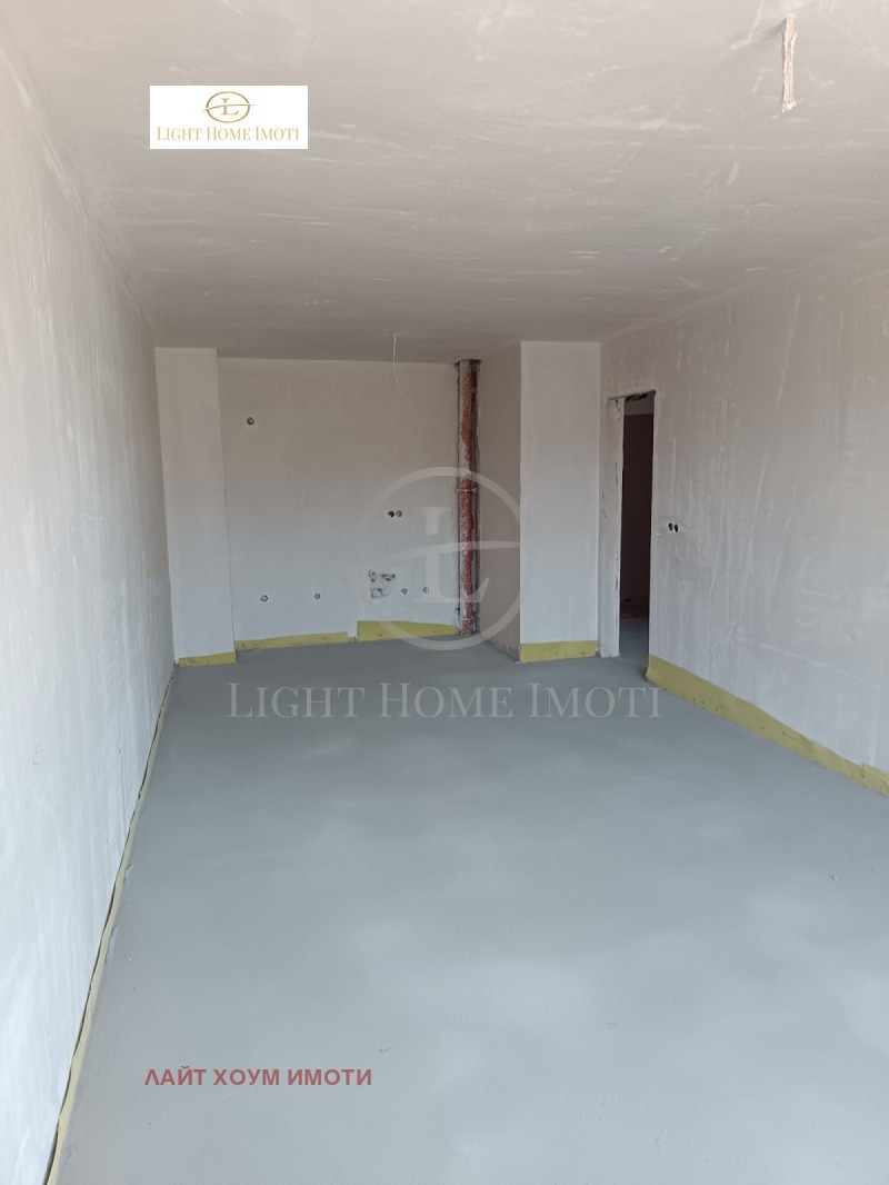 Til salgs  1 soverom Plovdiv , Ostromila , 67 kvm | 49820603 - bilde [2]