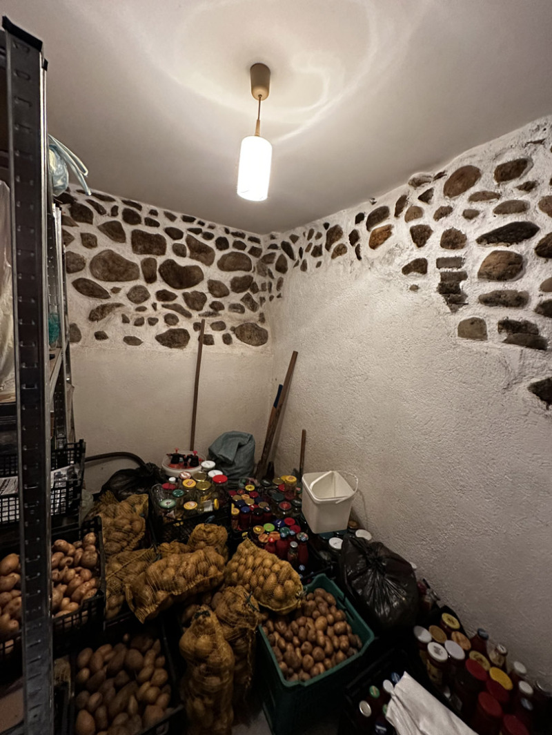 Продава КЪЩА, с. Долно Драглище, област Благоевград, снимка 13 - Къщи - 52196217