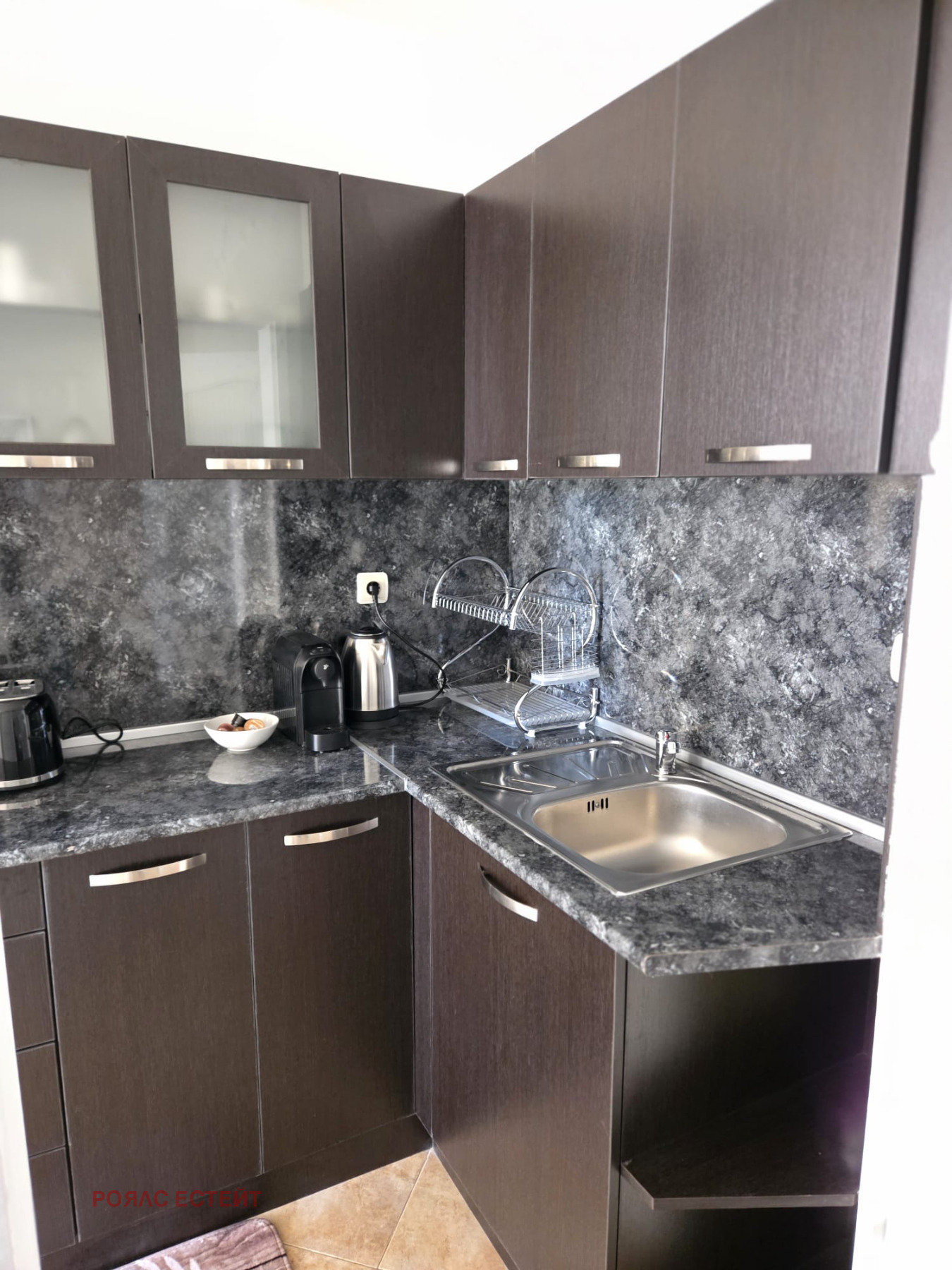 Продава АТЕЛИЕ, ТАВАН, гр. Стара Загора, Била, снимка 2 - Апартаменти - 54345126