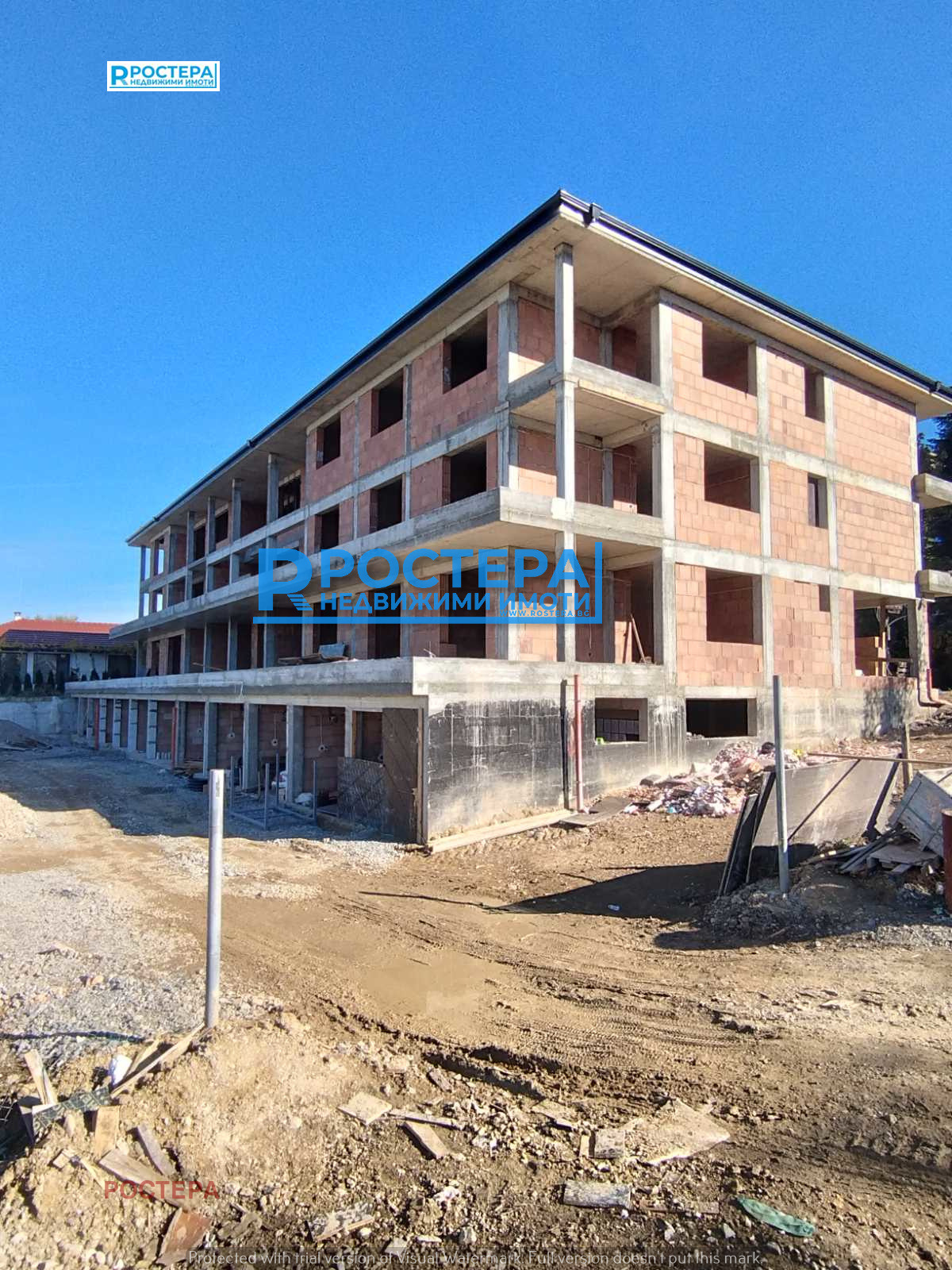 Продава ГАРАЖ, ПАРКОМЯСТО, гр. Търговище, Запад 1, снимка 2 - Гаражи и паркоместа - 52235568