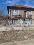 Продава КЪЩА, гр. Пирдоп, област София област, снимка 2