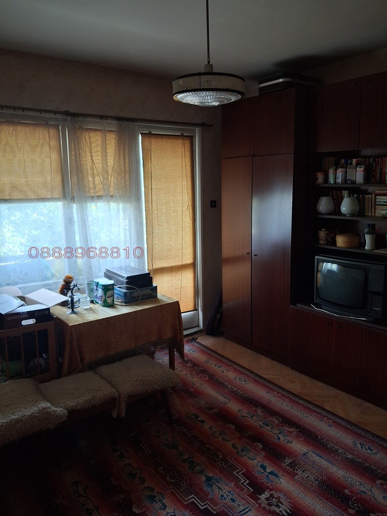 Продава 3-СТАЕН, гр. Търговище, Запад 1, снимка 8 - Апартаменти - 56354292