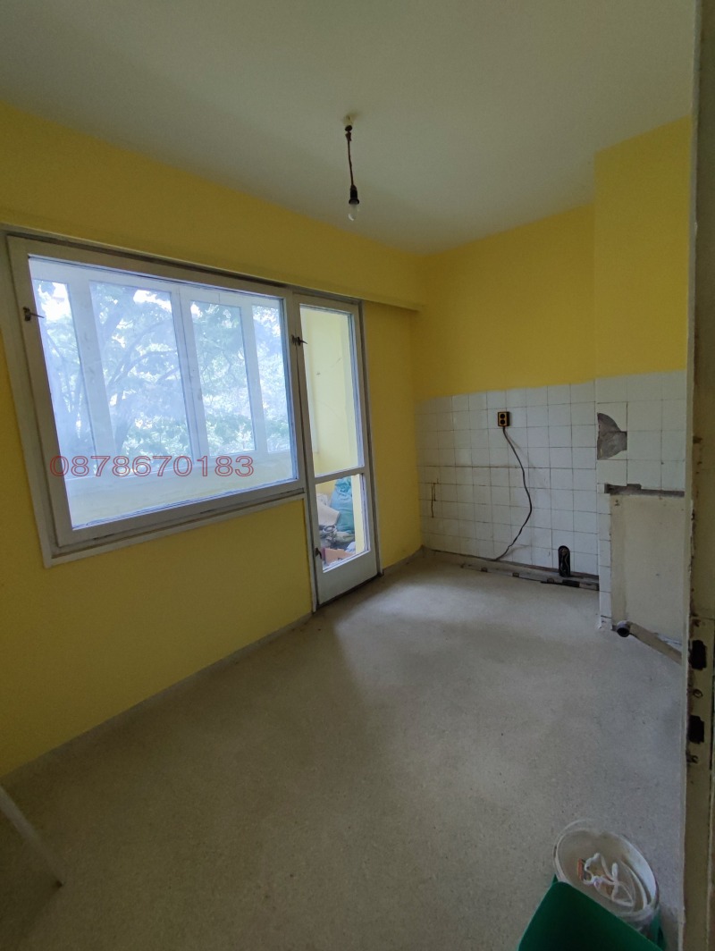 Продава МНОГОСТАЕН, гр. Бургас, Славейков, снимка 7 - Апартаменти - 52782303