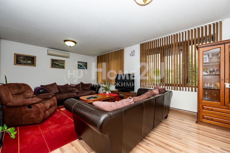Na sprzedaż  Dom Plowdiw , Ostromila , 220 mkw | 34641769 - obraz [5]