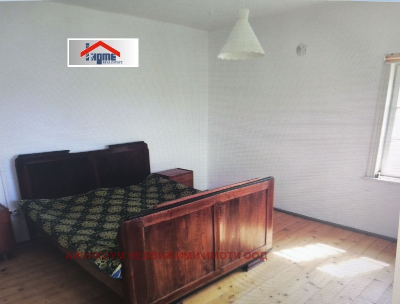 Na sprzedaż  Dom region Plewen , Totleben , 240 mkw | 43644857 - obraz [5]