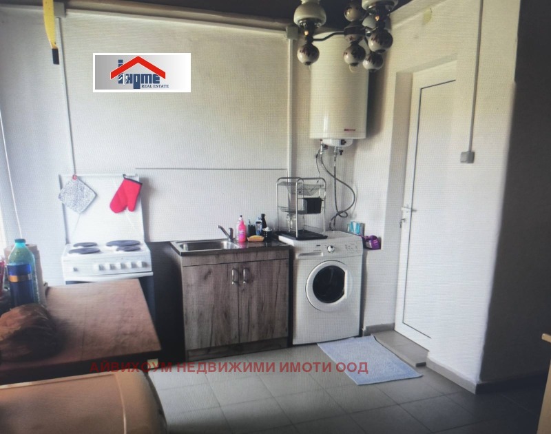 Na sprzedaż  Dom region Plewen , Totleben , 240 mkw | 43644857 - obraz [3]